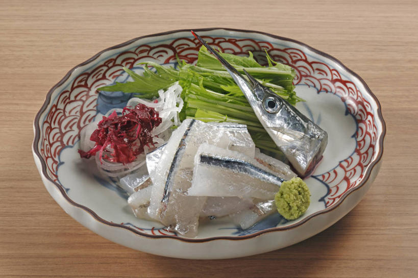 生鱼片,无人,横图,俯视,室内,特写,白天,烹饪,餐桌,桌子,蔬菜,阴影,新鲜,反射,影子,陶瓷,肉,生食,蔬菜沙拉,鱼肉,日本料理,鱼片,沙拉,料理,食品,陶瓷制品,色拉,沙律,菜肴,美食,肉类,食物,一个,容器,碗,日式料理,日式,摄影,佳肴,有机食品,绿色食品,影棚,单个,餐台,色拉酱,储藏,针鱼,鱵鱼,储存,千岛酱,肉食,单针鱼,姜公鱼,铜吮鱼,针工鱼,针扎鱼,箴鱼,沙西米,彩图,高角度拍摄,影棚拍摄,拍摄,贮存,刺身