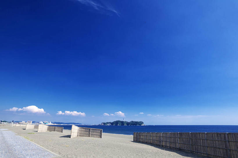 无人,栏杆,横图,室外,白天,正面,旅游,度假,海浪,海洋,美景,沙滩,神奈川,日本,亚洲,阴影,光线,沙子,影子,栅栏,海岸,景观,浪花,篱笆,水平线,云,云朵,围栏,辽阔,海平线,沙地,神奈川县,云彩,娱乐,护栏,蓝色,白云,蓝天,天空,阳光,自然,海水,天,享受,休闲,广阔,景色,放松,晴朗,一望无际,自然风光,海景,东亚,本州,关东地方,本州岛,日本国,江之岛,藤泽,藤泽市,无边无际,一马平川,大海,风浪,海,海水的波动,海滩,近岸浪,涌浪,晴空,彩图,水天相接,水天一线