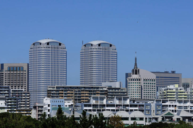 无人,家,高楼大厦,横图,室外,白天,正面,度假,美景,城市风光,城市,大厦,建筑,摩天大楼,日本,亚洲,阴影,光线,影子,房屋,屋子,景观,公寓,建筑群,千叶县,娱乐,建设,洋房,楼房,住宅,蓝色,蓝天,天空,阳光,天,享受,休闲,景色,放松,晴朗,东亚,本州,万里无云,关东地方,本州岛,日本国,千叶,晴空,晴空万里,彩图,房子,大楼,高层建筑,高楼,摩天楼,幕张国际城