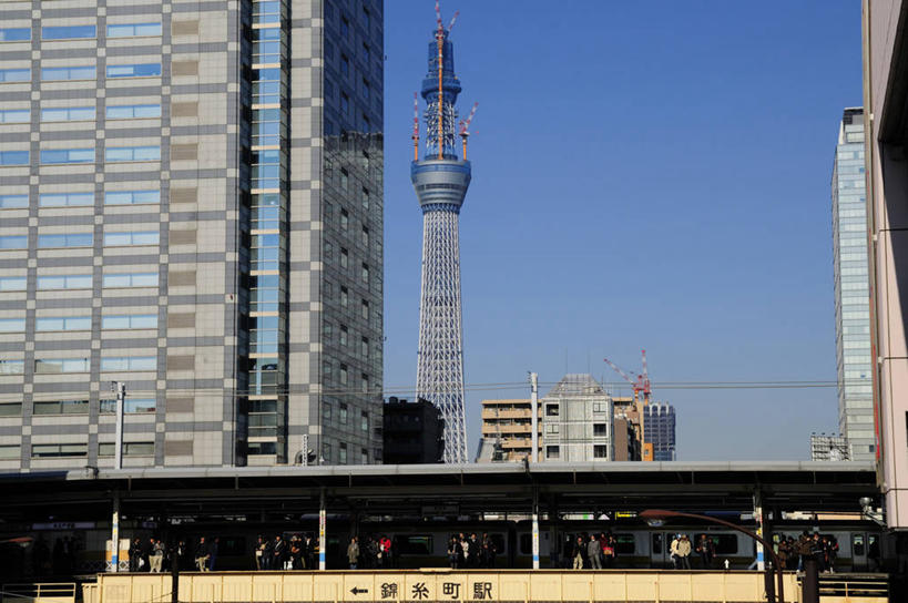 无人,高楼大厦,横图,室外,白天,仰视,度假,美景,城市风光,标志建筑,城市,大厦,地标,建筑,摩天大楼,东京,日本,亚洲,阴影,光线,影子,景观,云,云朵,建筑群,云彩,娱乐,建设,蓝色,白云,蓝天,天空,阳光,天,享受,休闲,景色,放松,晴朗,东亚,本州,关东地方,本州岛,日本国,东京都,墨田区,天空树塔,晴空,彩图,低角度拍摄,大楼,高层建筑,高楼,摩天楼,东京晴空塔,东京天空树,墨田塔,新东京铁塔