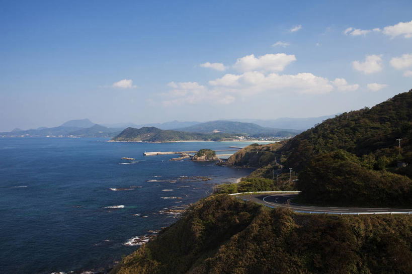 无人,公园,横图,俯视,室外,白天,旅游,度假,海浪,海洋,美景,山,山脉,轮船,船,京都,日本,亚洲,许多,阴影,光线,影子,景观,浪花,山峰,云,云朵,山峦,很多,云彩,娱乐,蓝色,白云,蓝天,天空,阳光,自然,海水,交通工具,群山,天,享受,休闲,景色,放松,京都府,晴朗,自然风光,载具,海景,东亚,本州,本州岛,日本国,近畿地方,近畿,大海,风浪,海,海水的波动,近岸浪,涌浪,晴空,彩图,高角度拍摄,国定公园,丹后天桥立大江山国定公园