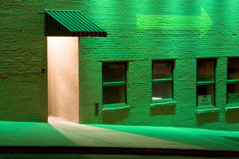 无人,横图,室外,白天,正面,日出,太阳,门,道路,路,公路,华盛顿,美国,阴影,新鲜,光线,影子,墙,灯光,交通,朝霞,晨曦,黎明,墙壁,墙面,绿色,阳光,门框,青春,北美,北美洲,生命,美洲,和平,安详,华盛顿州,西雅图,常绿之州,常青州,北亚美利加洲,亚美利加洲,绿宝石城,翡翠之城,雨城,常绿之城,阿拉斯加门户,女王之城,喷气机之城,常青城,冷色,朝阳,马路,彩图,破晓