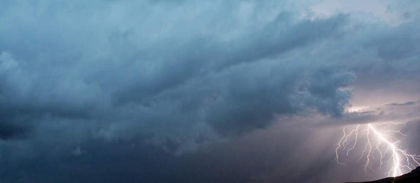 无人,横图,室外,夜晚,正面,美景,闪电,雨,暴雨,大雨,景观,蓝色,蓝天,天空,自然,天,景色,细雨,自然风光,打雷,雷,打闪,小雨,彩图