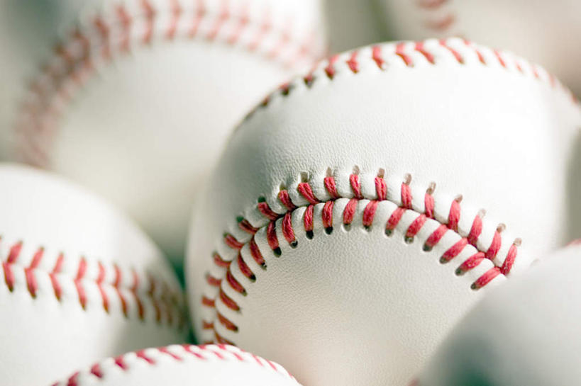 无人,横图,俯视,室内,白天,锻炼,运动,棒球,垒球,静物,一堆,许多,堆叠,堆积,朦胧,模糊,球,红色,白色,堆,体育,彩图,高角度拍摄,健身