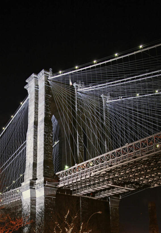 无人,竖图,室外,夜晚,仰视,旅游,度假,美景,城市,大桥,桥梁,纽约,美国,景观,布鲁克林大桥,桥,曼哈顿,娱乐,天空,自然,天,享受,休闲,钢索,景色,放松,黑暗,吊桥,人行桥,悬索桥,北美,北美洲,漆黑,自然风光,美洲,吊杆,纽约州,布鲁克林桥,帝国之州,帝国州,北亚美利加洲,亚美利加洲,石桥墩,锚锭,悬索,阴郁,彩图,低角度拍摄,曼哈顿岛