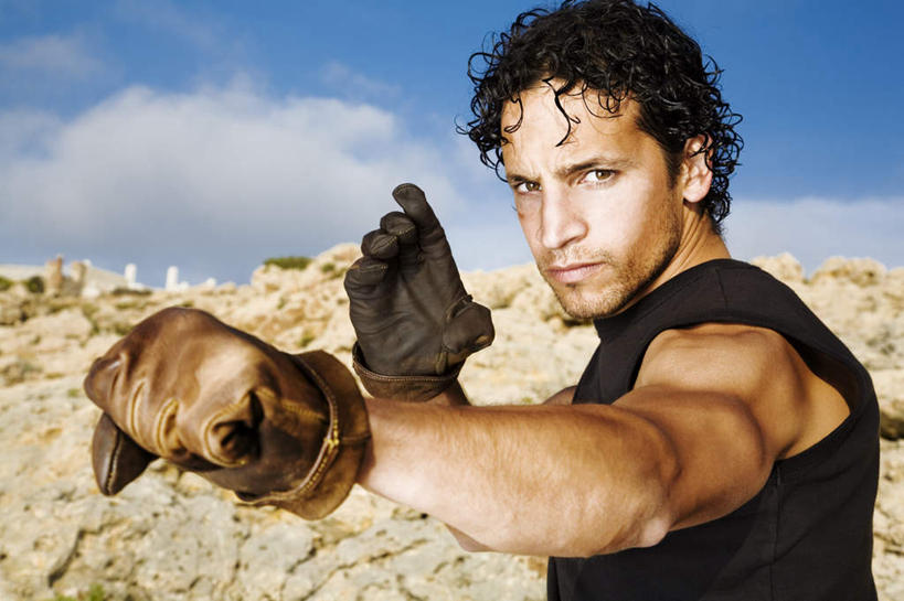 西方人,眼睛,眉毛,睫毛,肌肉,健壮,一个人,拳击手,横图,室外,白天,正面,锻炼,比赛,运动,拳击,石头,山,山脉,欧洲,欧洲人,瞳孔,仅一个男性,仅一个人,一副,握,装饰,石子,山峰,云,云朵,山峦,一对,云彩,注视,仅一个年轻男性,两个,蓝色,黑色,灰色,白云,蓝天,天空,手套,群山,天,观察,看,握拳,健康,温暖,活力,力量,握着,眼部,晴朗,观看,青春,保暖,华丽,点缀,察看,强壮,御寒,关注,强健,衬托,美观,雅致,雅观,健旺,矫健,体育,男人,男性,年轻男性,白种人,卷发,睫,眉,眼,眼睫毛,眼眉,拳击家,拳击运动员,石块,岩石,晴空,半身,彩图,健身,眼眉毛