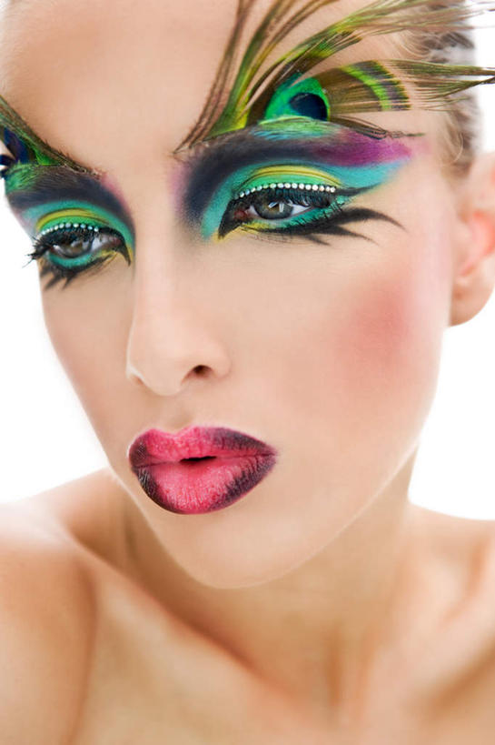 西方人,脸,头,眼睛,鼻子,嘴,耳朵,脸颊,眉毛,睫毛,一个人,竖图,室内,特写,白天,白色背景,正面,羽毛,欧洲,欧洲人,瞳孔,仅一个年轻女性,仅一个女性,仅一个人,轻盈,柔软,彩绘,注视,观察,看,张嘴,眼影,诱惑,眼部,摄影,影棚,观看,勾引,察看,关注,孔雀毛,张大嘴巴,轻柔,引诱,年轻女性,女人,女性,白种人,头部,鼻,鼻孔,耳,耳部,睫,口,口腔,脸部,脸蛋,眉,面部,眼,眼睫毛,眼眉,嘴巴,嘴唇,张开嘴,半身,彩图,影棚拍摄,拍摄,眼眉毛