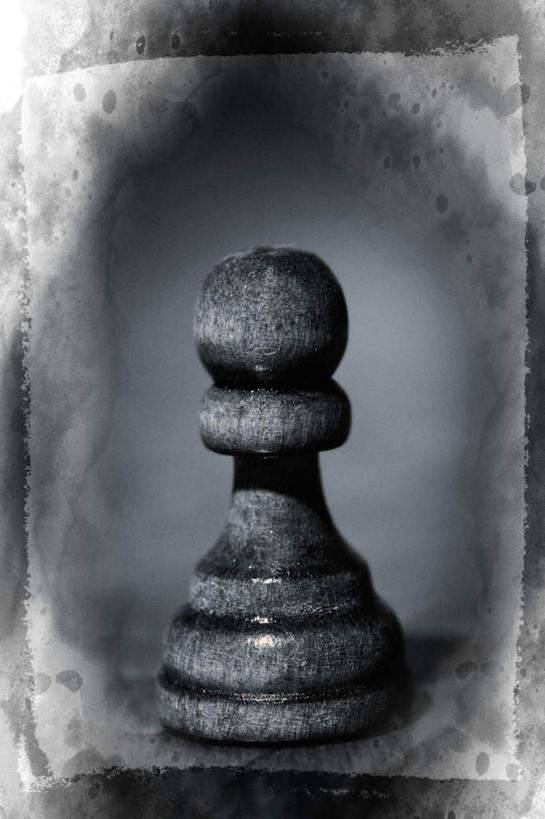 无人,竖图,黑白,室内,特写,白天,正面,游戏,快乐,比赛,竞争,静物,朦胧,模糊,木制,边框,玩,娱乐,斑驳,一个,黑色,木制品,象棋,休闲,国际象棋,益智,单个,活动,发泄,消遣,智力,宣泄,班驳,玩耍,嬉戏