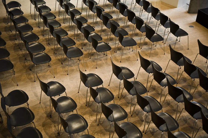 无人,横图,俯视,室内,白天,椅子,一排,许多,阴影,整齐,光线,影子,礼堂,很多,排列,黄色,黑色,队列,会堂,彩图,高角度拍摄