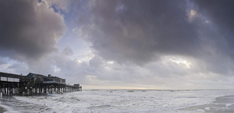 无人,码头,横图,室外,白天,正面,旅游,度假,海浪,海洋,美景,沙滩,美国,木板,沙子,海岸,景观,浪花,水平线,云,云朵,桥,辽阔,木桥,海平线,沙地,云彩,娱乐,栈桥,蓝色,白云,蓝天,天空,自然,海水,天,享受,休闲,广阔,景色,放松,晴朗,人行桥,木板桥,一望无际,北美,北美洲,自然风光,美洲,海景,佛罗里达,佛罗里达州,佛州,阳光州,北亚美利加洲,亚美利加洲,无边无际,一马平川,船埠,大海,风浪,海,海水的波动,海滩,近岸浪,涌浪,晴空,彩图,水天相接,水天一线