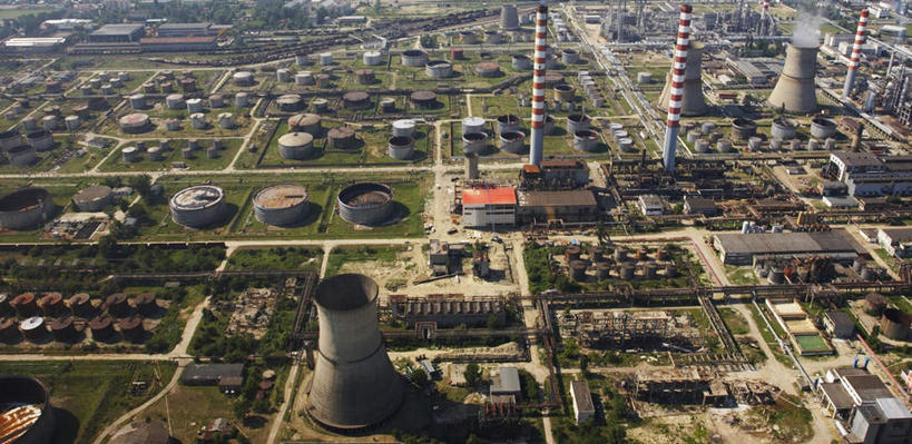 无人,工厂,横图,俯视,航拍,室外,白天,烟囱,雾,沸腾,环保,化石,蒸汽,城镇,水蒸气,雾气,能源,污染,回收,气体,燃料,资源,鸟瞰,冒烟,利用,低碳,循环,蒸发,持续,彩图,高角度拍摄,工地,制造厂