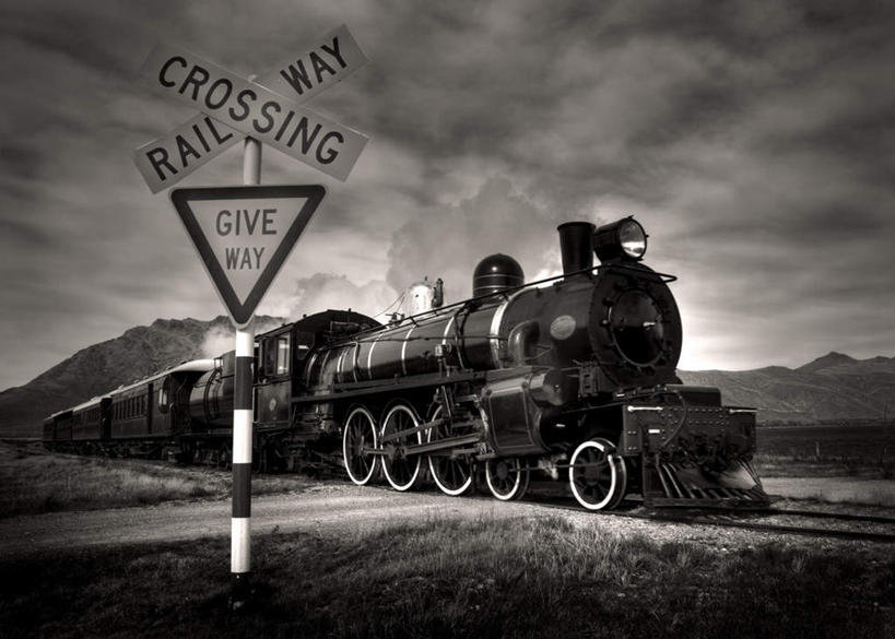 无人,横图,黑白,室外,白天,正面,旅游,度假,美景,卡车,指示牌,英文,标志,文字,字符,字母,景观,云,云朵,集装箱,云彩,娱乐,标识,蓝色,白云,蓝天,天空,自然,交通工具,天,一列,享受,休闲,景色,放松,集装箱车,晴朗,英文字母,货车,自然风光,载具,货运车,晴空,载重汽车