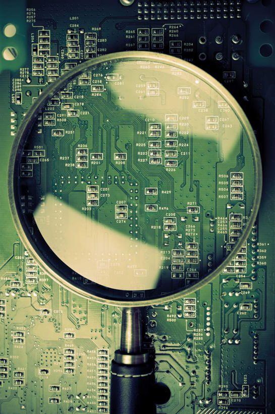 无人,竖图,俯视,室内,特写,白天,仪器,静物,金属制品,阴影,检查,反射,分析,光线,科学,金属,电路板,放大镜,影子,一个,绿色,观察,清晰,探索,放大,单个,观看,仔细,透镜,凸透镜,聚焦,关注,集成电路,光学,清楚,彩图,高角度拍摄