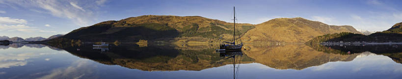 帆船,无人,横图,全景,室外,白天,正面,旅游,度假,草地,草原,草坪,湖,湖泊,美景,山,山脉,水,植物,船,英国,欧洲,一艘,阴影,枯萎,光线,影子,湖面,荒野,景观,旷野,山峰,水流,水面,云,云朵,热带,山峦,云彩,娱乐,苏格兰,草,蓝色,白云,倒影,蓝天,天空,阳光,自然,交通工具,湖水,群山,天,享受,休闲,景色,放松,晴朗,死亡,倒映,西欧,自然风光,载具,原野,荒原,大不列颠,大不列颠及北爱尔兰联合王国,苏格兰高地,苏格兰王国,反照,枯败,晴空,彩图,洛哈伯地质公园,大不列颠王国,大英帝国,联合王国,日不落帝国
