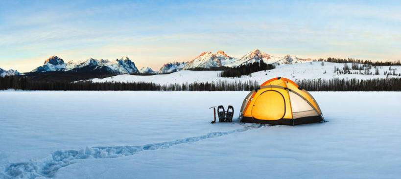 无人,横图,全景,室外,白天,正面,旅游,度假,日出,美景,山,太阳,雪,雪山,大雪,脚印,阴影,光线,影子,帐篷,冰,积雪,景观,山峰,雪景,冬季,冬天,朝霞,晨曦,黎明,山峦,娱乐,阳光,自然,享受,休闲,景色,放松,寒冷,足迹,冰冷,北美,北美洲,自然风光,美洲,露营,野营,洛矶山脉,落基山脉,宿营,北亚美利加洲,亚美利加洲,严寒,冰凉,酷寒,凛冽,凛凛,极冷,行踪,脚迹,除雪板,除雪铲,清雪板,清雪铲,扫雪板,扫雪铲,推雪板,推雪铲,朝阳,彩图,卯时,破晓,日始