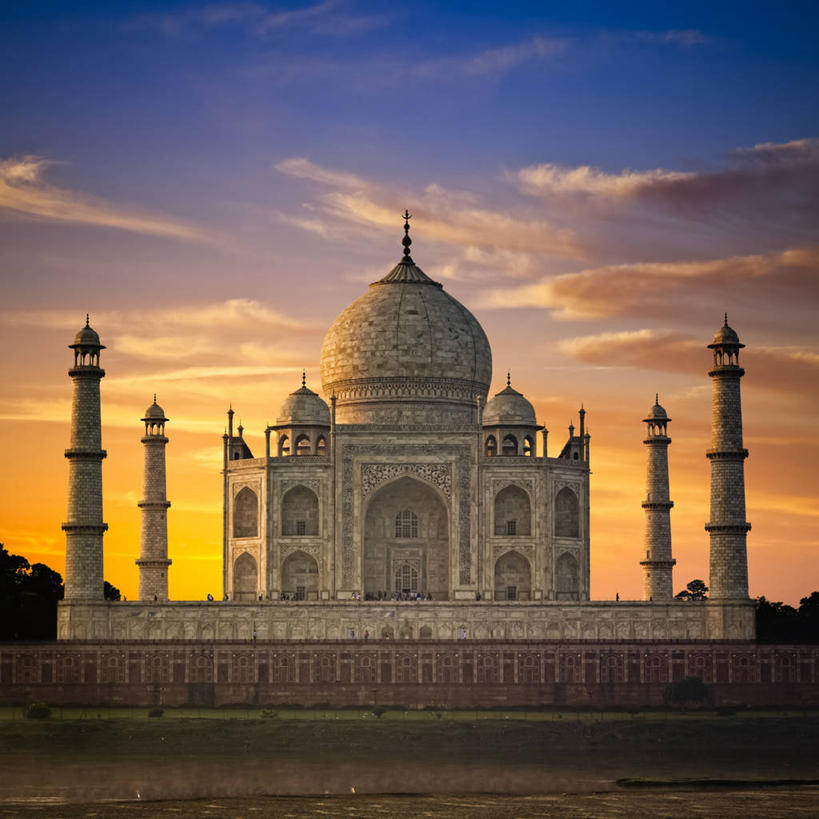 无人,横图,室外,白天,正面,旅游,度假,草地,草坪,名胜古迹,日落,植物,标志建筑,地标,建筑,泰姬陵,印度,亚洲,遗迹,柱子,堡垒,城堡,晚霞,霞光,落日,古迹,文物,娱乐,建设,古建筑,草,树,树木,绿色,自然,黄昏,享受,休闲,旅游胜地,彩霞,放松,生长,成长,陵墓,要塞,南亚,古文明,世界文化遗产,泰姬.马哈尔陵,伊斯兰建筑,泰姬玛哈,世界七大奇迹,夕照,薄暮,设防,泰吉.玛哈尔陵,夕阳,彩图,傍晚,斜阳,标志性建筑