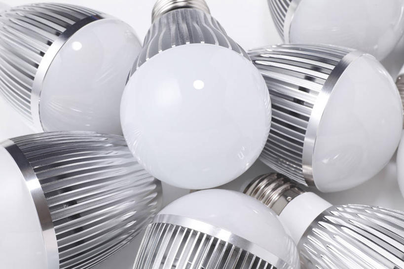 无人,横图,俯视,室内,特写,白天,白色背景,静物,照明,一堆,许多,阴影,堆叠,堆积,反射,灯泡,影子,很多,灯,白色,灯具,摄影,白炽灯,影棚,堆,照亮,照明工具,白炽灯泡,彩图,高角度拍摄,影棚拍摄,拍摄,LED灯泡