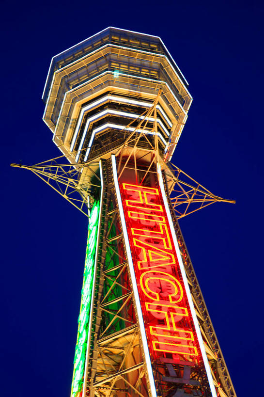 无人,竖图,室外,夜晚,仰视,旅游,度假,标志建筑,地标,建筑,日本,亚洲,阴影,高大,光线,日文,标志,文字,影子,字符,塔,灯光,宏伟,娱乐,标识,建设,享受,休闲,旅游胜地,放松,大阪,东亚,本州,大阪府,本州岛,日本国,近畿地方,近畿,日语,县厅,通天阁,大阪市,高峻,嵬峨,浪速区,彩图,低角度拍摄