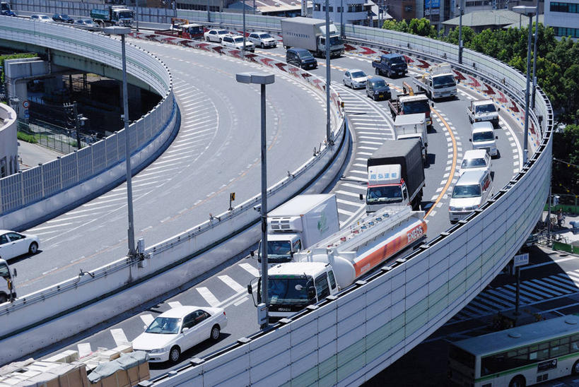 无人,横图,俯视,室外,白天,度假,美景,植物,城市风光,城市,道路,路,路灯,公路,汽车,照明,京都,日本,亚洲,一排,阴影,曲折,弯曲,整齐,光线,影子,景观,高架,灯光,交通,拥堵,拥挤,娱乐,车,灯,树,树木,排列,绿色,阳光,自然,交通工具,轿车,享受,休闲,景色,放松,大阪,蜿蜒,京都府,生长,成长,照亮,堵车,塞车,照明设备,队列,载具,高架桥,东亚,高架道路,跨线桥,本州,大阪府,本州岛,日本国,近畿地方,近畿,兵库,兵库县,神户,神户市,神戸,县厅,神戸市,大阪市,京都市,马路,彩图,高角度拍摄,阪神高速道路