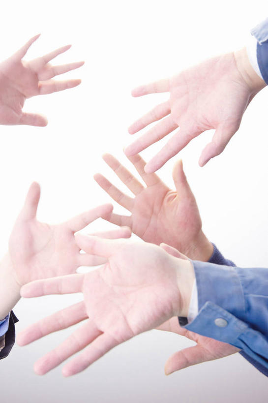 东方人,手,同事,商务人士,商务男性,竖图,室内,特写,白天,白色背景,正面,衬衫,成功,合作,团队,集体,信心,亚洲,阴影,套装,反射,影子,许多人,黄种人,鼓励,纽扣,队伍,加油,一群人,手部,搭,打气,摄影,影棚,钮扣,领导,张开五指,成就,搭着,鼓舞,商务装,合伙,领袖,工薪阶层,男人,男性,中年男性,亚洲人,白领,上班族,半身,彩图,影棚拍摄,衬衣,拍摄,袖扣,五指张开