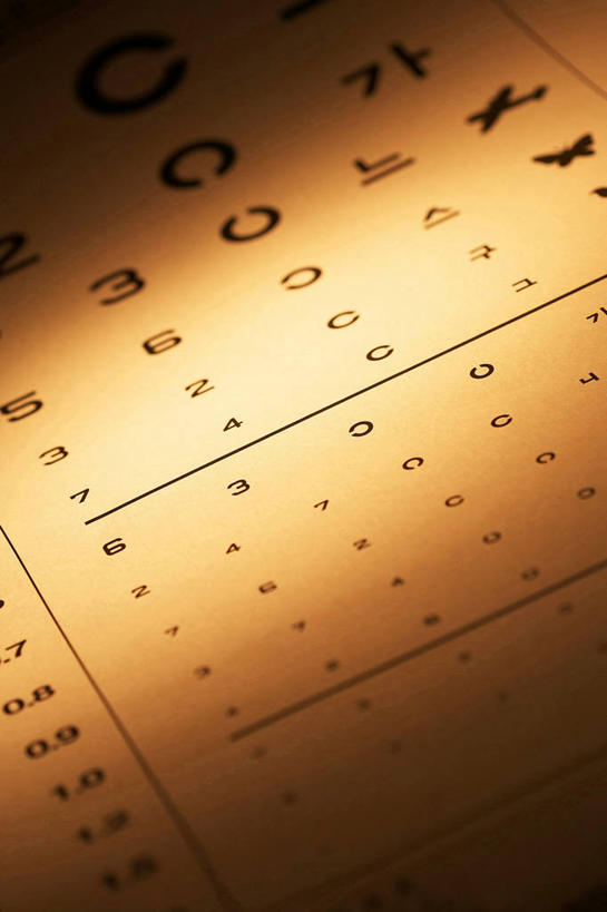 无人,竖图,俯视,室内,特写,白天,静物,阴影,反射,图表,影子,医疗设备,医疗器械,视力表,医疗工具,检测工具,彩图,高角度拍摄