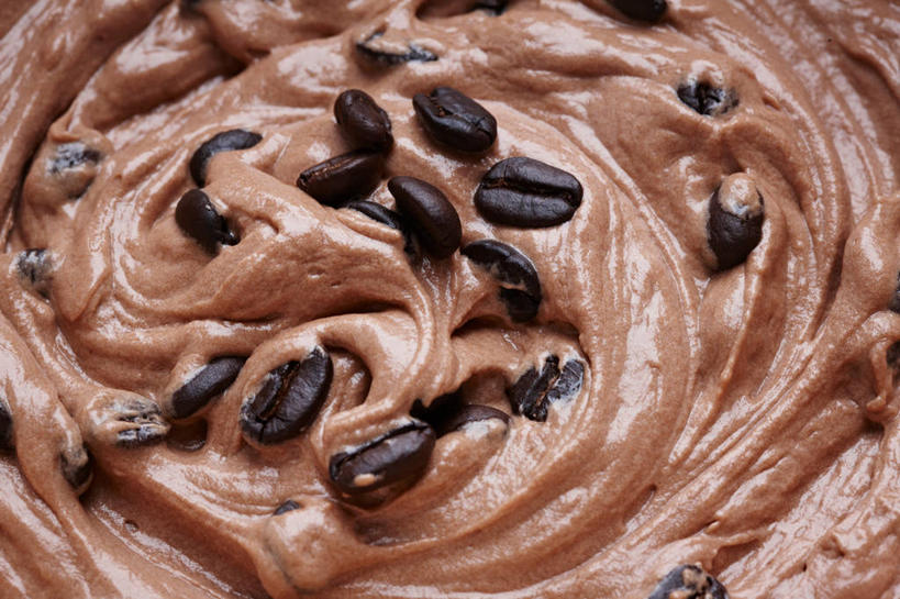 咖啡,无人,横图,俯视,室内,特写,白天,植物,豆,阴影,反射,纹路,纹理,影子,豆类,豆子,咖啡色,咖啡豆,奶油,优雅,暖色,乳制品,庄重,豆科,含蓄,肌理,雅致,咖啡因,激凌,克林姆,淇淋,朴素,彩图,高角度拍摄