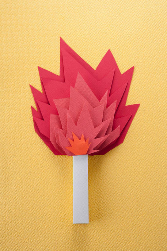 无人,竖图,室内,特写,白天,正面,热情,静物,火,阴影,黄色背景,艺术,反射,火焰,影子,纸艺,手工艺品,燃烧,文化,黄色,红色,纸制品,工艺品,剪纸,摄影,影棚,高雅,自信心,品位,剪画,刻纸,彩图,影棚拍摄,拍摄