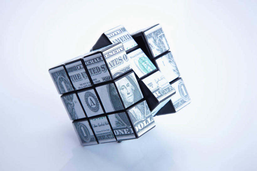 无人,横图,室内,特写,白天,白色背景,正面,游戏,智慧,神秘,钱,美元,静物,玩具,钱币,图形,几何,立方体,正方体,美金,玩,娱乐,一个,休闲,魔方,益智,钞票,金融,纸币,摄影,影棚,经济,单个,活动,发泄,数学,消遣,智力,美圆,神奇,流通,纸钞,贸易,宣泄,奥秘,鲁比克方块,魔术方块,扭计骰,货币,现金,玩耍,嬉戏,彩图,影棚拍摄,拍摄,几何图形,立体几何,立体图形,正六面体