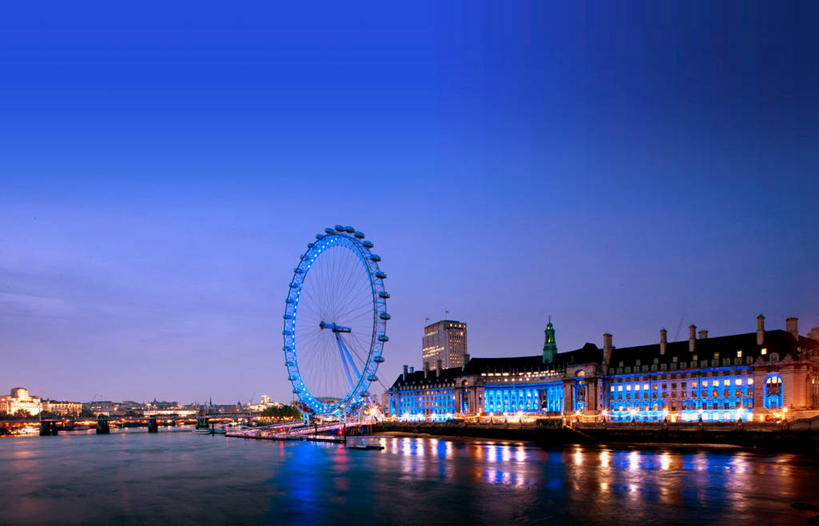 无人,家,横图,室外,白天,正面,度假,游戏,河流,美景,日落,水,城市风光,标志建筑,城市,地标,建筑,英国,欧洲,伦敦,阴影,光线,影子,房屋,屋子,河水,景观,水流,晚霞,霞光,落日,公寓,建筑群,摩天轮,灯光,首都,玩,娱乐,建设,洋房,楼房,伦敦眼,泰晤士河,住宅,黄昏,享受,休闲,景色,彩霞,放松,游乐设施,活动,西欧,发泄,消遣,智力,大不列颠,大不列颠及北爱尔兰联合王国,费里斯大转轮,宣泄,游艺设施,雾都,夕照,薄暮,千禧之轮,夕阳,玩耍,嬉戏,彩图,傍晚,房子,兰贝斯区,大不列颠王国,大英帝国,联合王国,日不落帝国,斜阳