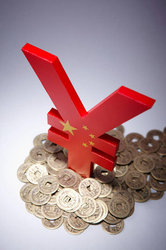 无人,竖图,俯视,室内,特写,白天,钱,人民币,静物,旗帜,国旗,一堆,许多,阴影,堆叠,堆积,灰色背景,反射,标志,钱币,文字,影子,星星,很多,标识,五星红旗,黄色,红色,星形,钞票,金融,纸币,摄影,影棚,经济,堆,流通,五角形,纸钞,贸易,中国国旗,五颗,货币,现金,硬币,旗,五角星,彩图,高角度拍摄,影棚拍摄,拍摄,红地五星旗,中华人民共和国国旗,人民币符号