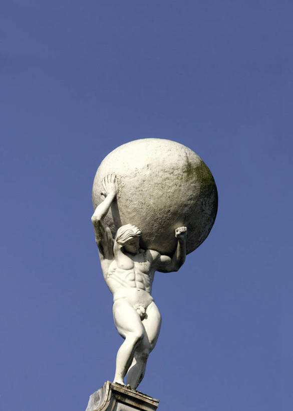 西方人,一个人,无人,站,举,竖图,室外,白天,仰视,旅游,度假,标志建筑,地标,建筑,雕塑,希腊,欧洲,欧洲人,仅一个男性,仅一个人,仅一个中年男性,握,阴影,神话,艺术,装饰,光线,雕刻,雕像,影子,拿,拿着,娱乐,建设,石雕,裸露,蓝色,蓝天,天空,阳光,工艺品,天,托,站着,享受,休闲,旅游胜地,放松,握着,晴朗,纪念,美术,主题,裸,传说,陈列,希腊神话,希腊共和国,万里无云,一尊,功能,美学,大力神,男人,男性,中年男性,白种人,晴空,晴空万里,举起,举手,举着,向上举,向上伸,向上托,站立,彩图,低角度拍摄,全身,阿泊斯