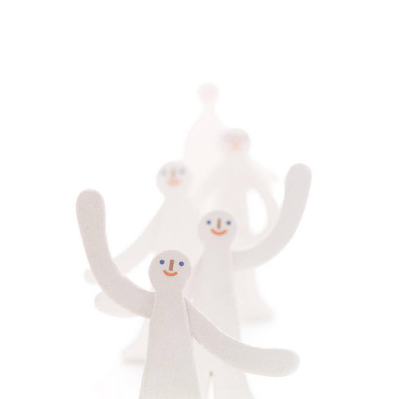 无人,举,横图,室内,特写,白天,白色背景,正面,静物,雕塑,五个人,一排,艺术,整齐,装饰,雕刻,雕像,许多人,挥手,再见,排列,白色,工艺品,手势,托,招手,一群人,摄影,影棚,告别,纪念,美术,队列,主题,摆动,陈列,离别,功能,美学,辞行,男人,男性,年轻男性,举起,举手,举着,向上举,向上伸,向上托,半身,彩图,影棚拍摄,拍摄