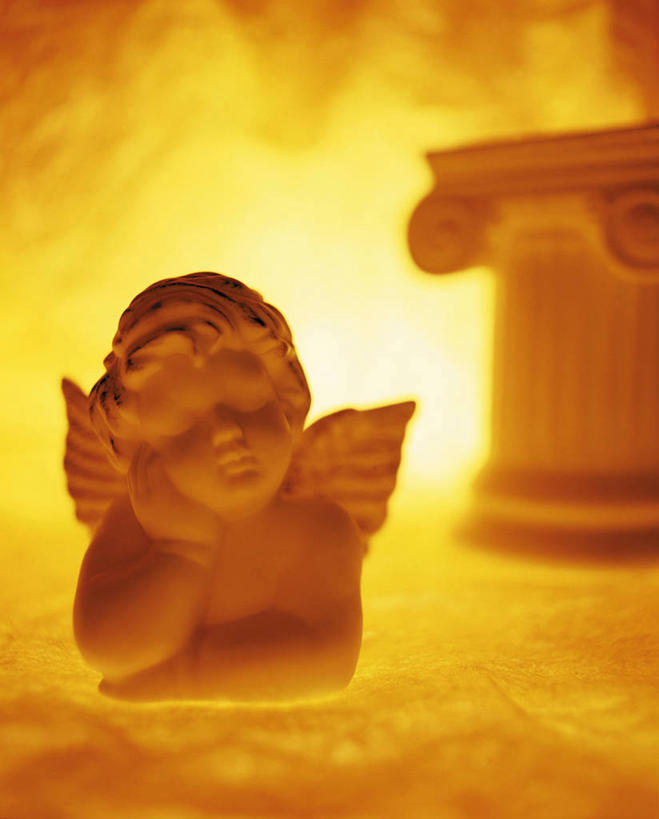无人,竖图,室内,特写,白天,正面,雕塑,天使,橙色背景,阴影,朦胧,模糊,艺术,装饰,光线,翅膀,雕刻,雕像,影子,柱子,灯光,工艺品,摄影,影棚,纪念,美术,神圣,主题,善良,陈列,信徒,功能,美学,使者,圣洁,彩图,影棚拍摄,拍摄