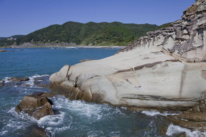 无人,横图,室外,白天,正面,旅游,度假,石头,美景,山,山脉,树林,植物,日本,亚洲,阴影,光线,石子,影子,景观,山峰,山峦,娱乐,树,树木,蓝色,绿色,蓝天,天空,阳光,自然,群山,天,享受,休闲,景色,放松,生长,晴朗,成长,自然风光,东亚,万里无云,高知,日本国,高知县,四国地方,四国,四国岛,石块,岩石,晴空,晴空万里,彩图,土佐清水市