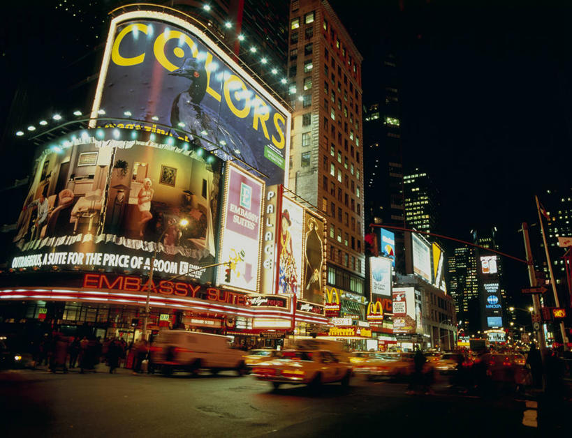 无人,横图,室外,夜晚,仰视,度假,美景,城市风光,城市,道路,路,路灯,夜景,公路,汽车,照明,纽约,美国,阴影,朦胧,模糊,光线,影子,景观,灯光,曼哈顿,交通,娱乐,布告栏,车,灯,交通工具,轿车,享受,休闲,景色,放松,照亮,北美,北美洲,照明设备,载具,美洲,百老汇,纽约市,纽约州,帝国之州,帝国州,百老汇大道,百老汇街,北亚美利加洲,亚美利加洲,马路,彩图,低角度拍摄,美利坚合众国,曼哈顿区,纽约县,曼哈顿岛