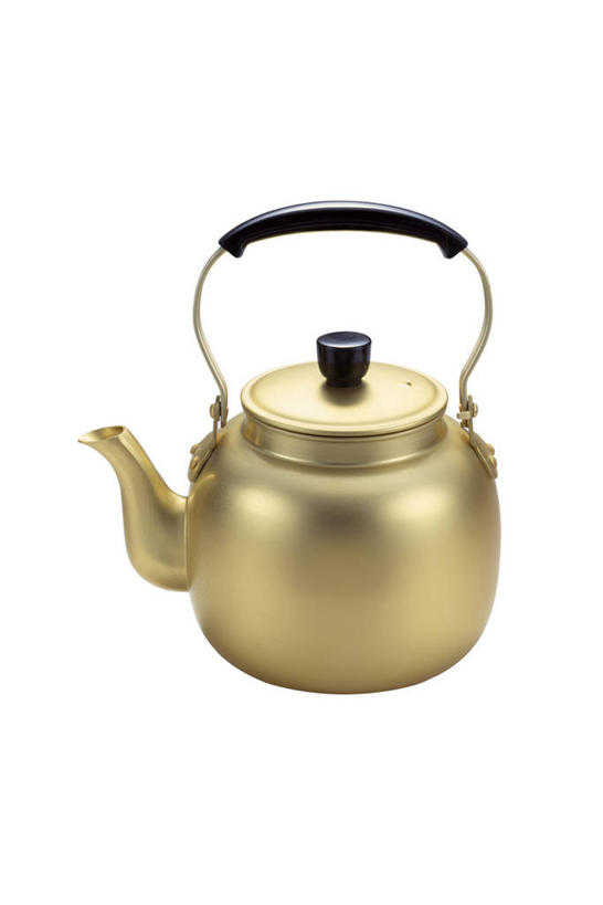 无人,竖图,室内,特写,白天,白色背景,正面,静物,金属制品,阴影,反射,金属,壶,影子,水壶,一个,茶壶,容器,摄影,影棚,单个,烧水壶,彩图,影棚拍摄,拍摄