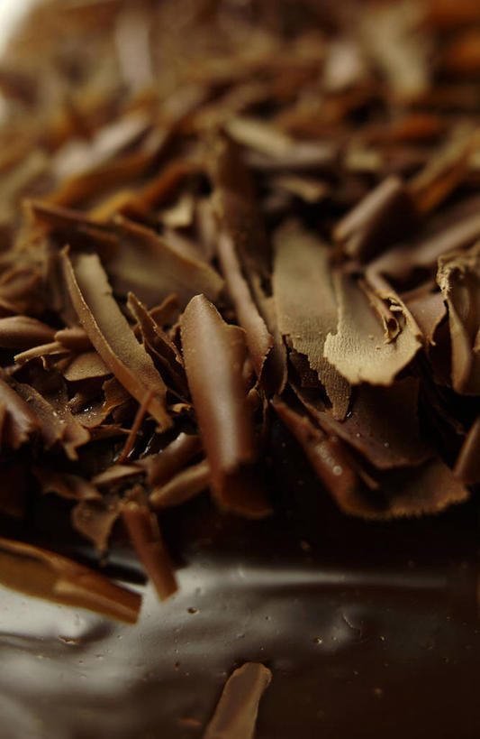 点心,无人,竖图,俯视,室内,特写,白天,下午茶,阴影,朦胧,模糊,反射,影子,食品,褐色,食物,糕点,摄影,影棚,海绵蛋糕,彩图,高角度拍摄,影棚拍摄,拍摄,巧克力海绵蛋糕,蛋糕