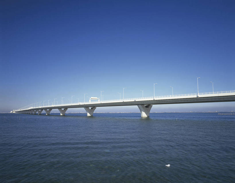 无人,横图,室外,白天,正面,度假,海浪,海洋,美景,城市风光,城市,大桥,桥梁,日本,亚洲,阴影,光线,影子,景观,浪花,高架,斜拉桥,桥,千叶县,娱乐,蓝色,蓝天,天空,阳光,海水,天,享受,休闲,景色,放松,晴朗,高架桥,海景,东亚,高架道路,跨线桥,本州,万里无云,关东地方,本州岛,日本国,千叶,斜张桥,大海,风浪,海,海水的波动,近岸浪,涌浪,晴空,晴空万里,彩图,木更津市