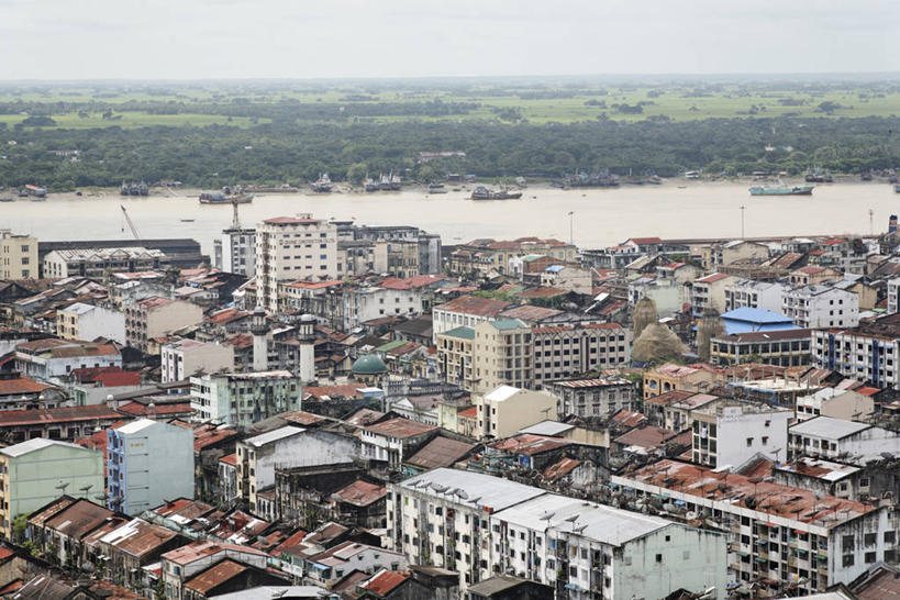 无人,家,横图,俯视,航拍,室外,白天,旅游,度假,河流,美景,森林,树林,水,植物,城市风光,城市,建筑,缅甸,亚洲,房屋,屋子,河水,景观,水流,公寓,娱乐,建设,洋房,楼房,住宅,树,树木,绿色,天空,自然,天,享受,休闲,景色,放松,东南亚,生长,成长,鸟瞰,首府,缅甸联邦,仰光市,彩图,高角度拍摄,房子,仰光,仰光省