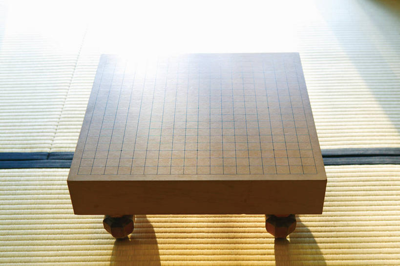 无人,横图,俯视,室内,特写,白天,游戏,快乐,比赛,竞争,桌面,桌子,静物,阴影,反射,木制,影子,木桌,塌塌米,榻榻米,玩,娱乐,木制品,休闲,棋盘,益智,活动,发泄,消遣,智力,围棋,宣泄,叠席,玩耍,嬉戏,彩图,高角度拍摄,木桌子