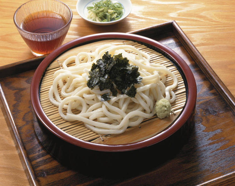 面食,面条,无人,横图,俯视,室内,特写,白天,烹饪,餐桌,桌子,蔬菜,餐具,阴影,新鲜,反射,木制,碟子,盘,影子,调料,海苔,酱料,酱汁,面,佐料,日本料理,料理,食品,紫菜,调味品,调味料,酱,菜肴,美食,食物,盘子,木制品,容器,碟,碗,日式料理,日式,乌冬面,佳肴,有机食品,绿色食品,餐台,储藏,储存,乌龙面,彩图,高角度拍摄,条斑紫菜,贮存