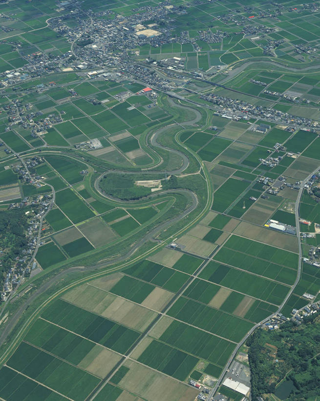 无人,家,农田,竖图,俯视,航拍,室外,白天,旅游,度假,农业,庄稼,农作物,美景,日本,亚洲,阴影,光线,纹路,纹理,影子,房屋,屋子,稻田,景观,公寓,娱乐,洋房,楼房,住宅,阳光,自然,享受,休闲,景色,放松,鸟瞰,自然风光,东亚,肌理,日本国,九州本岛,九州,九州岛,佐贺,佐贺县,九州地方,彩图,高角度拍摄,耕地,庄稼田,房子,鹿岛市