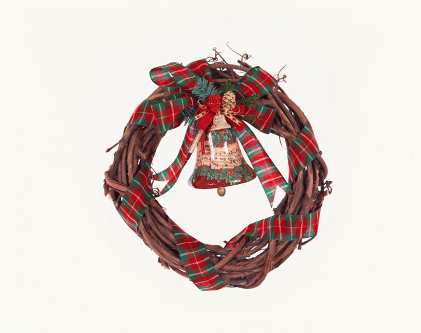 无人,横图,室内,特写,白天,白色背景,正面,静物,金属制品,圣诞节,节日,庆祝,装饰,金属,花环,铃铛,丝绸,丝带,缎带,文化,绸带,一个,蝴蝶结,庆典,摄影,影棚,单个,纪念,华丽,修饰,圣诞花环,点缀,衬托,美观,雅致,雅观,圣诞圈,圣诞铃铛,铜制,彩图,影棚拍摄,拍摄