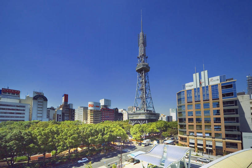 无人,家,高楼大厦,横图,室外,白天,正面,度假,美景,植物,城市风光,标志建筑,城市,大厦,地标,建筑,摩天大楼,爱知县,名古屋,日本,亚洲,阴影,光线,影子,房屋,屋子,景观,公寓,娱乐,建设,洋房,楼房,住宅,树,树木,蓝色,绿色,蓝天,天空,阳光,自然,天,享受,休闲,景色,放松,生长,晴朗,成长,东亚,本州,万里无云,本州岛,日本国,中部地方,爱知,县厅,久屋大通公园,名古屋市,名古屋电视塔,晴空,晴空万里,彩图,房子,大楼,高层建筑,高楼,摩天楼