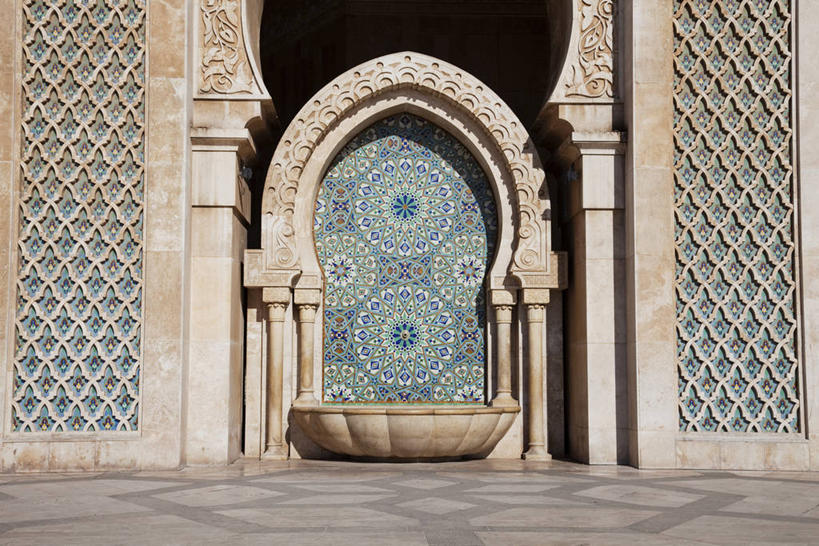 无人,横图,室外,白天,正面,旅游,度假,名胜古迹,标志建筑,地标,建筑,非洲,摩洛哥,阴影,节日,遗迹,光线,影子,墙,古迹,文化,文物,娱乐,建设,古建筑,墙壁,墙面,阳光,祈祷,享受,休闲,健康,旅游胜地,放松,许愿,宗教,信仰,纪念,祈求,伊斯兰教,清真寺,古文明,阿非利加洲,摩洛哥王国,卡萨布兰卡,达尔贝达,摩洛哥肺叶,哈桑二世清真寺,平安,彩图