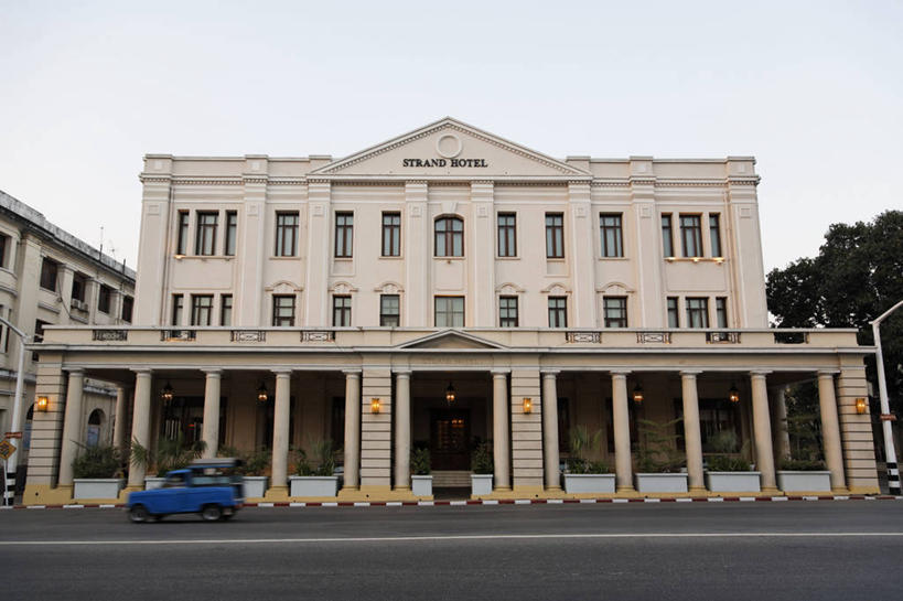 无人,宾馆,横图,室外,白天,仰视,度假,美景,植物,城市风光,城市,道路,酒店,路,公路,汽车,缅甸,亚洲,景观,交通,娱乐,车,树,树木,绿色,天空,自然,交通工具,轿车,天,享受,休闲,景色,放松,东南亚,生长,成长,旅社,载具,缅甸联邦,马路,彩图,低角度拍摄,客店,客栈,旅店,旅馆,商旅,仰光,仰光省