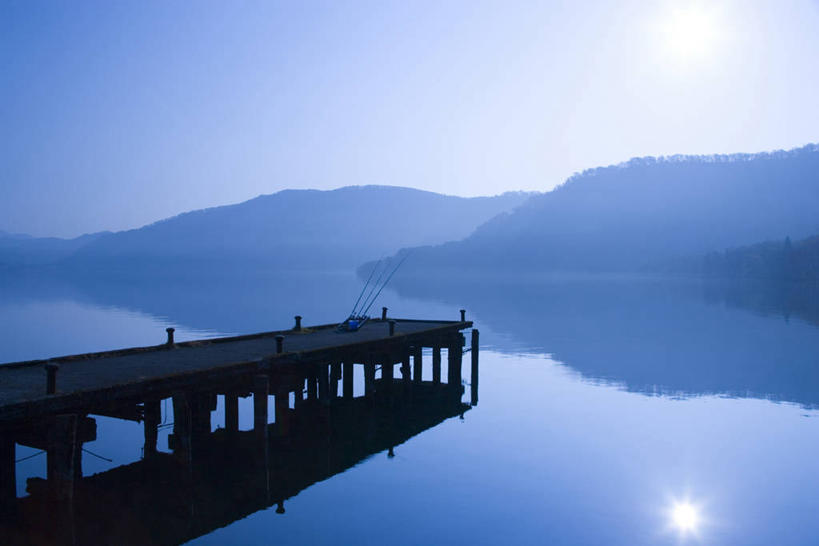 无人,码头,横图,室外,白天,正面,旅游,度假,日出,湖,湖泊,美景,山,山脉,水,太阳,港口,秋田县,日本,亚洲,阴影,光线,影子,湖面,景观,山峰,水流,水面,朝霞,晨曦,黎明,山峦,背光,娱乐,阳光,自然,湖水,群山,享受,休闲,景色,放松,自然风光,逆光,东亚,本州,本州岛,日本国,秋田,东北地方,朝阳,彩图,卯时,破晓,日始,摆渡口,埠头,渡口,渡头,港湾,海港,货运码头,口岸,商港,鹿角市