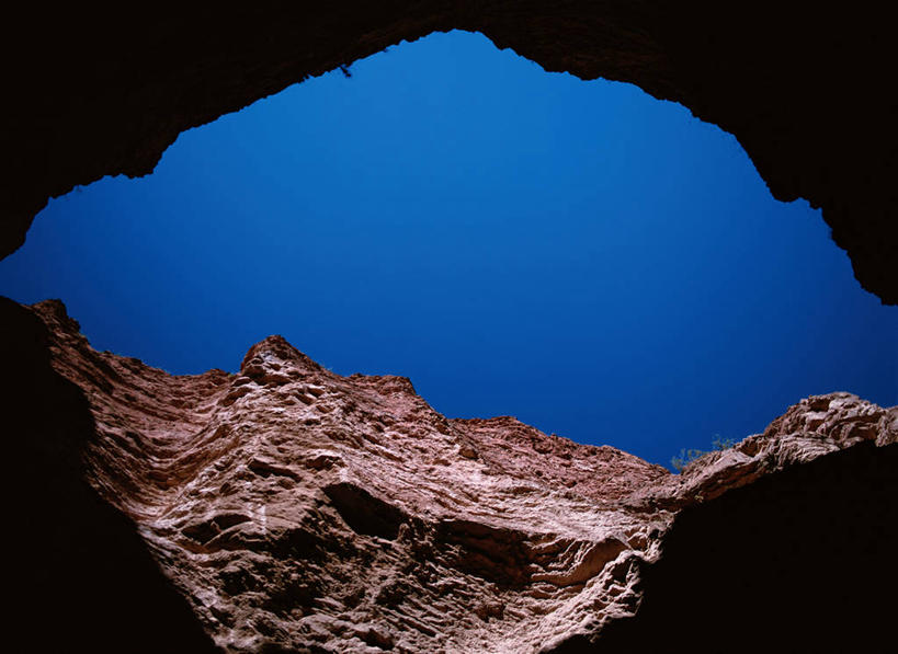 无人,横图,室外,白天,仰视,旅游,度假,石头,美景,阿根廷,阴影,光线,石子,影子,景观,娱乐,蓝色,蓝天,天空,阳光,自然,天,享受,休闲,景色,南美,放松,晴朗,南美洲,拉丁美洲,自然风光,美洲,万里无云,亚美利加洲,南亚美利加洲,阿根廷共和国,萨尔塔,萨尔塔省,石块,岩石,晴空,晴空万里,彩图,低角度拍摄