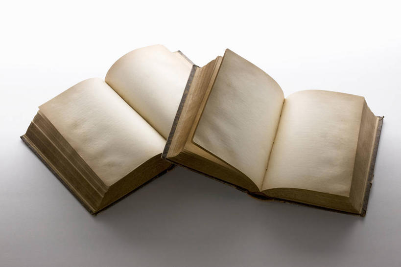 无人,横图,俯视,室内,特写,白天,静物,书籍,阴影,灰色背景,反射,影子,书本,打开,翻开,摄影,影棚,两本,掀开,书,图书,彩图,高角度拍摄,影棚拍摄,拍摄