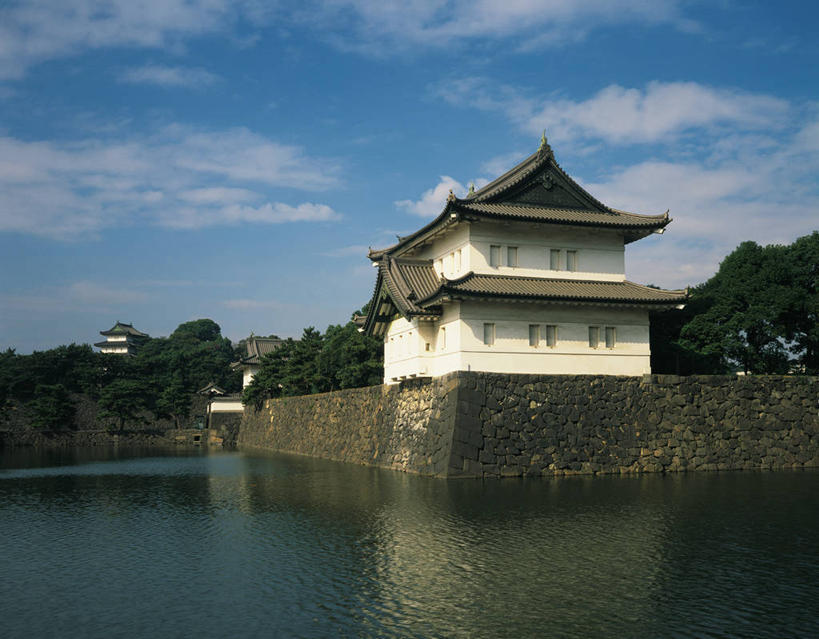 无人,宫殿,横图,室外,白天,正面,旅游,度假,河流,名胜古迹,水,植物,标志建筑,地标,建筑,东京,日本,亚洲,阴影,波纹,遗迹,光线,影子,堡垒,城堡,墙,河水,水流,云,云朵,涟漪,云彩,古迹,文物,娱乐,建设,古建筑,墙壁,墙面,树,树木,蓝色,绿色,白云,倒影,蓝天,水纹,天空,阳光,自然,波浪,天,享受,休闲,旅游胜地,放松,千代田区,生长,晴朗,成长,倒映,宫廷,要塞,古文明,东亚,本州,关东地方,本州岛,日本国,东京都,水晕,王宫,反照,设防,皇居,晴空,彩图,皇宫